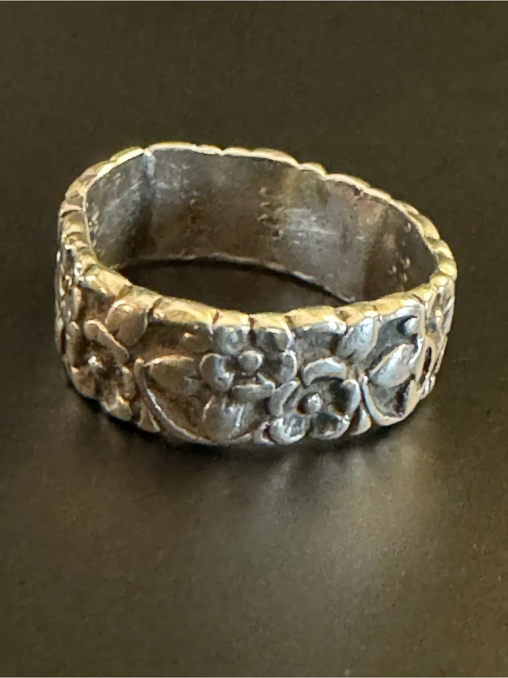Sterling Silver Floral Band Ring - Silver Floral Design
